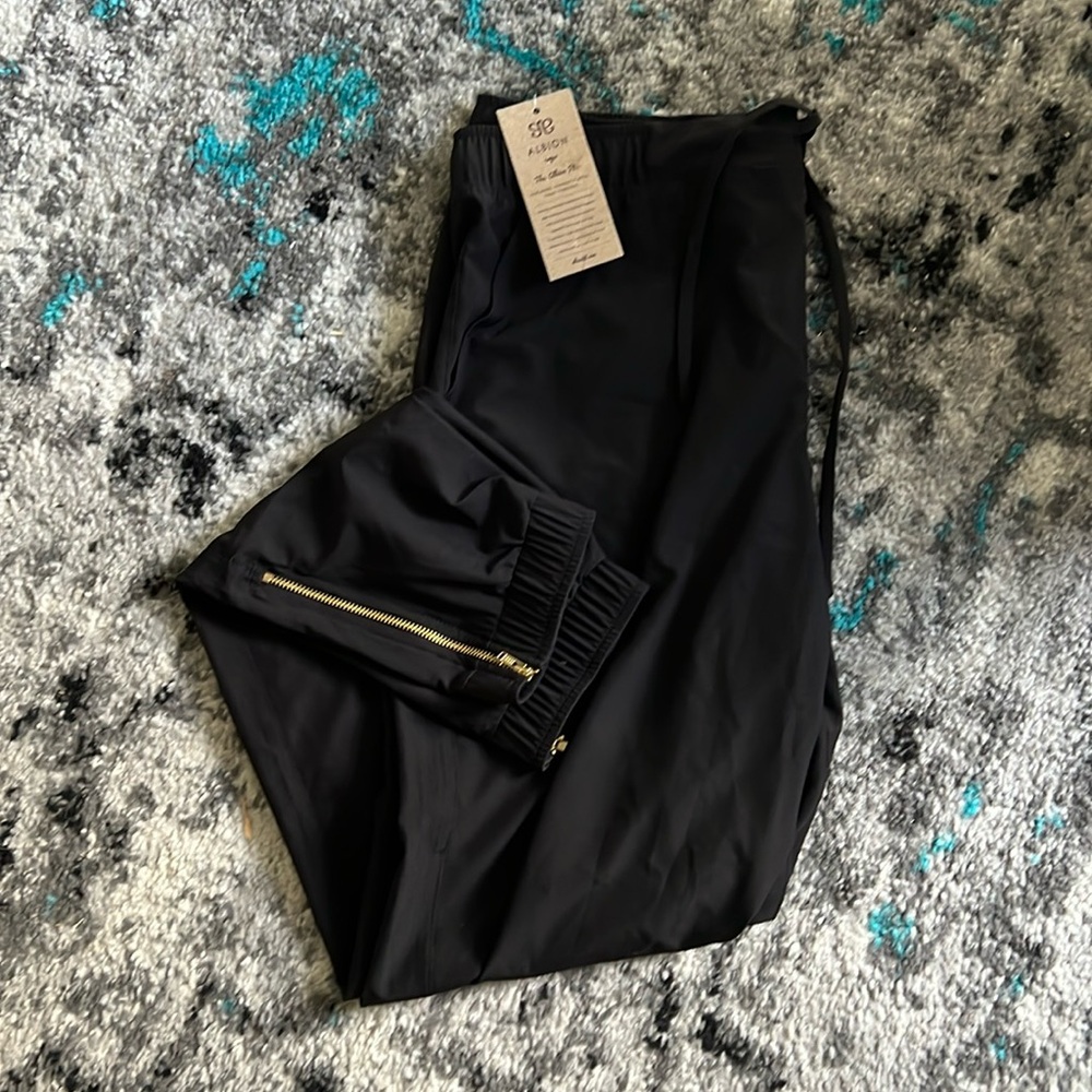 Albion Jetsetter Pants - Medium Tall, Black NWT